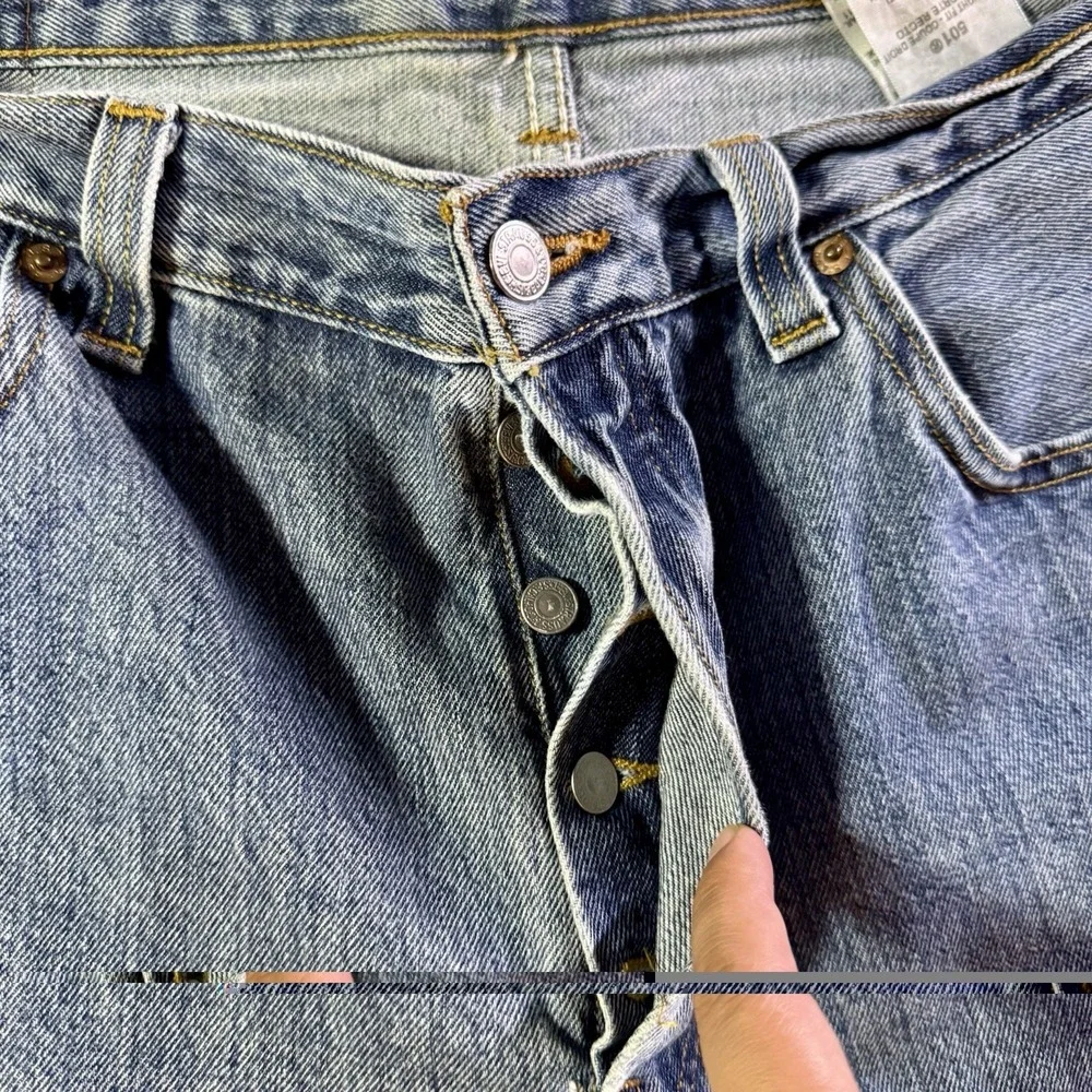VTG Levis 501‎ Jeans Mens 36x30 Blue Denim Button Fly Straight Leg Original Fit
